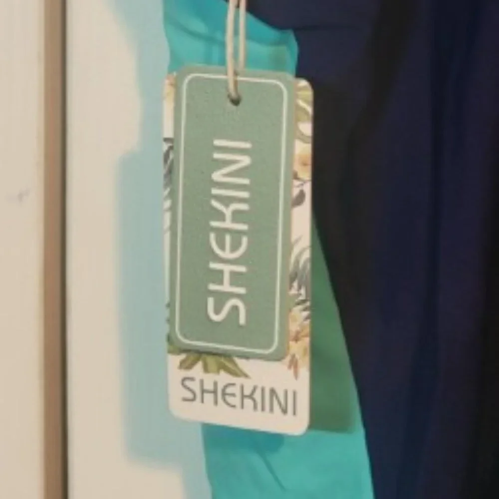 Shekini Women’s 3XL One-Piece Boy-Leg Athletic Swimsuit - Picture 4 of 7